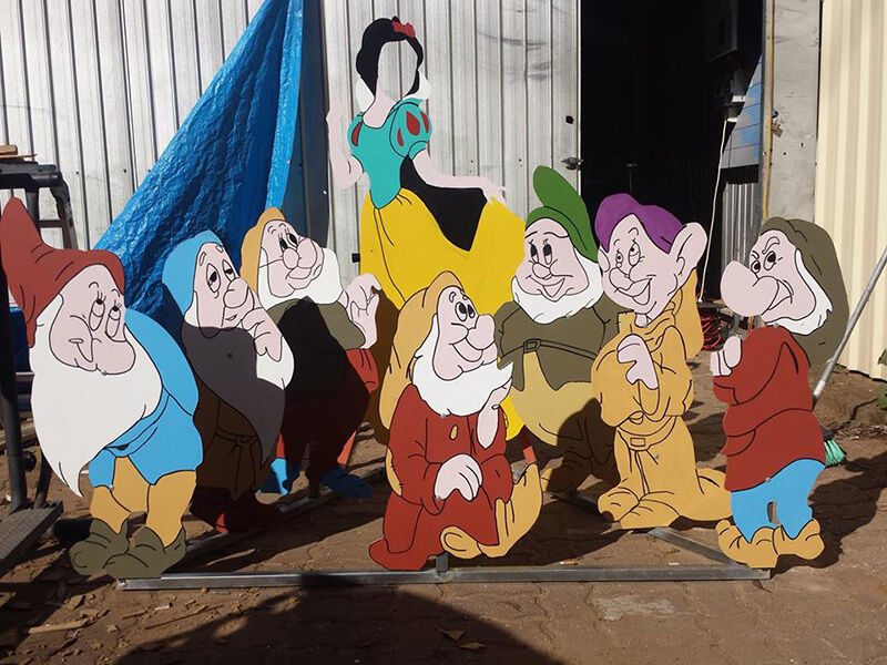 Classic Katering - Snow White & The Seven Dwarves Cutouts